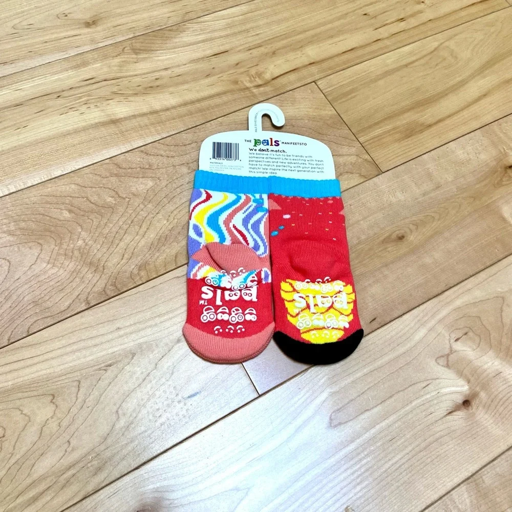 Colorful crab and jellyfish mismatched ocean animal Pals Socks 1-3 yrs toddler